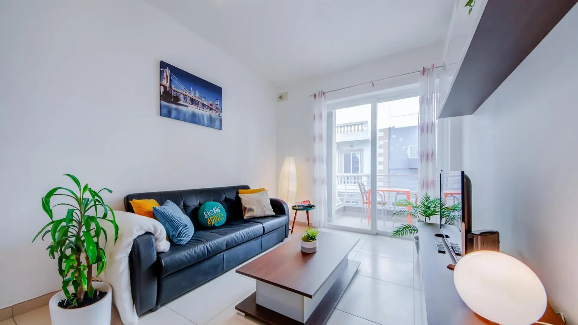 Prime Location, Modern Apartment In St Julian'S, Paceville, Apt 8 By Vaganza San Ġiljan