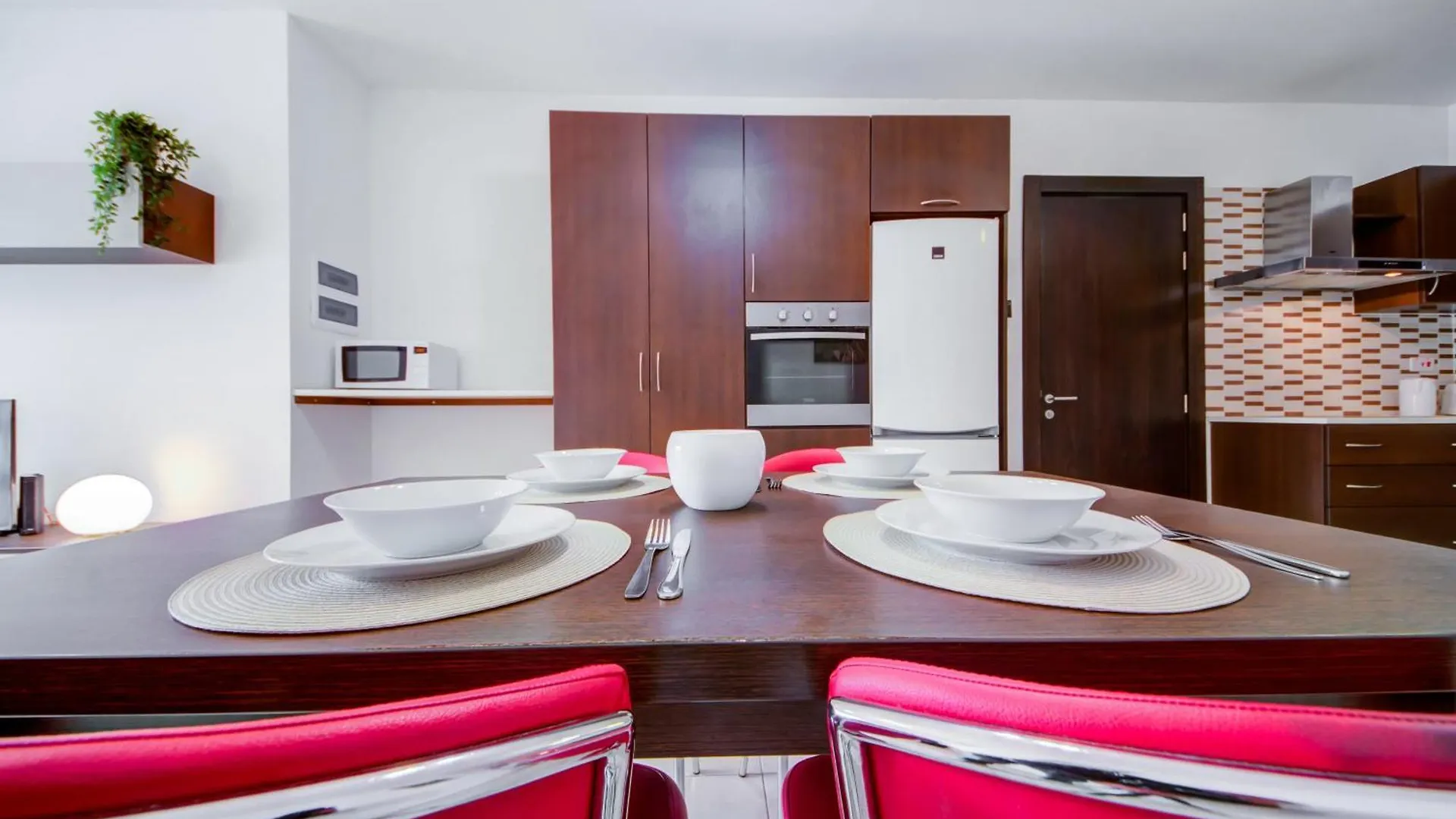 Prime Location, Modern Apartment In St Julian'S, Paceville, Apt 8 By Vaganza San Ġiljan 0*,  Malta